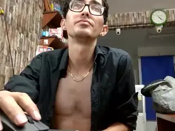 Chaturbate Sex Cam of jhosuamoore