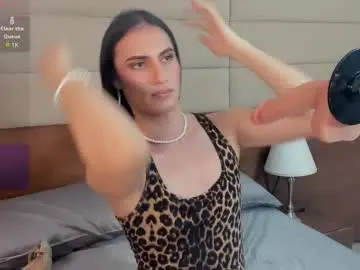 Chaturbate Adult Video Chat of shantall_skinny