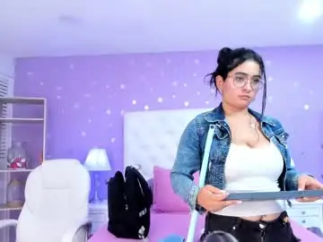 Chaturbate Live Sex of 15_scarlette