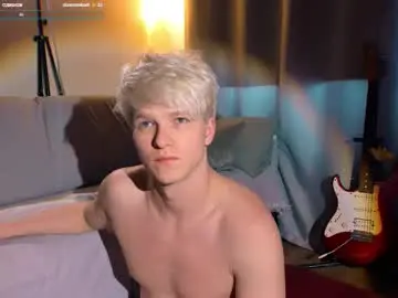 Chaturbate Live Sex Cam of brestonsweet