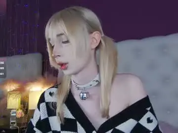 Chaturbate Live Sex Cam of cutetomie
