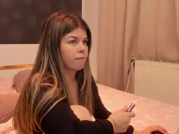 Chaturbate Live Porn of elisetyler89