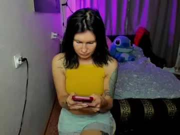 Chaturbate Free Live Porn of monica_elder