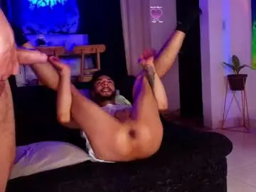 Chaturbate Nude Webcam of paisas_horny