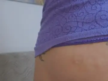 Chaturbate Live Porn of _demi_dee_