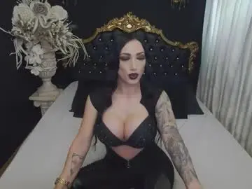 Chaturbate Nude Webcam of mikaelajensen