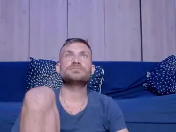 Chaturbate Watch Live Sex Cams of 10in_deluxe