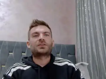 Chaturbate Free Live Porn of 10in_deluxe