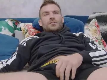 Chaturbate Free Porn Cam of 10in_deluxe