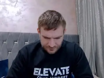 Chaturbate Sex Cam of 10in_deluxe