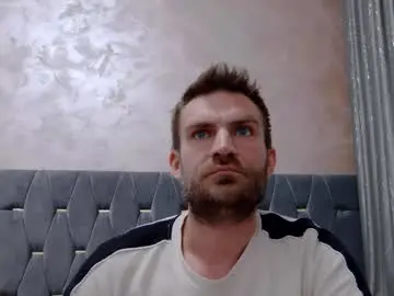 Chaturbate Sex Cam of 10in_deluxe