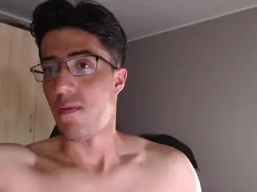 Chaturbate Live Sex Cam of alexander_dimitri