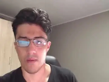 Chaturbate Nude Webcam of alexander_dimitri