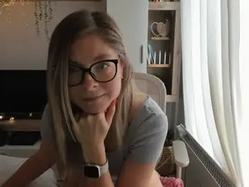 Chaturbate Live Sex of bestgirl_ofthe_neighborhood