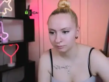 Chaturbate Live Porn of flora_nyx