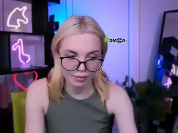 Chaturbate Sex Chat of flora_nyx