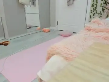 Chaturbate Free Live Porn of ji_yon_1