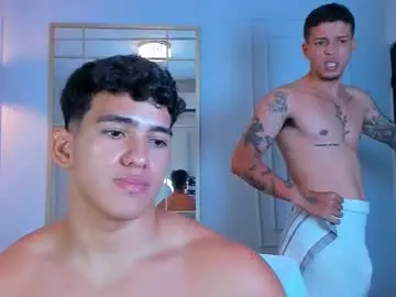 Chaturbate Free Porn Cam of hotcrew_