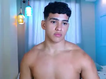 Chaturbate Best live sex cam show of hotcrew_