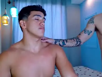 Chaturbate Live Sex of hotcrew_