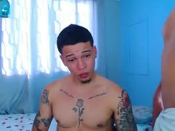 Chaturbate Free Live Porn of hotcrew_