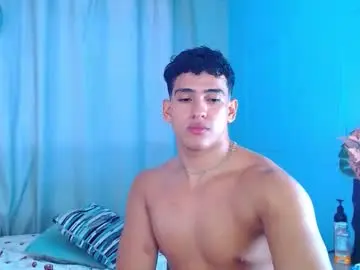 Chaturbate Adult Webcams of hotcrew_