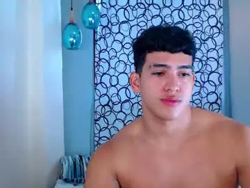 Chaturbate Free Porn Cam of hotcrew_