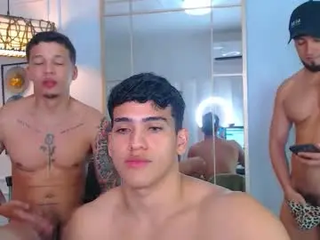 Chaturbate Live Sex of hotcrew_