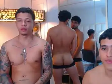 Chaturbate Free Porn Cam of hotcrew_