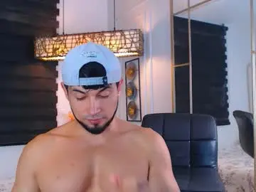 Chaturbate Adult Webcam of hotcrew_