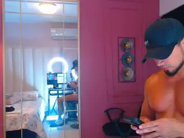 Chaturbate Free Porn Cam of hotcrew_