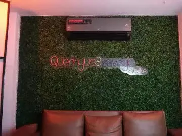 Chaturbate Watch Live Sex Cams of querhyus