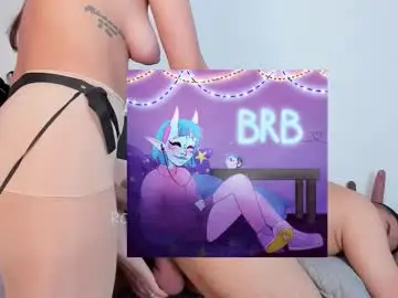 Chaturbate Live Porn of rooxxyy_