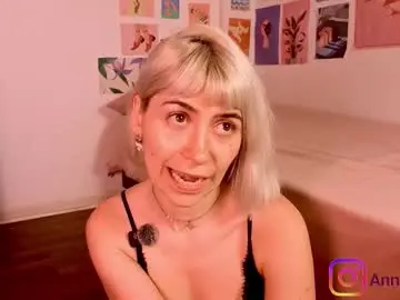 Chaturbate Best live sex cam show of annietinky
