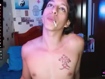 Chaturbate Live Porn of danny__phantom