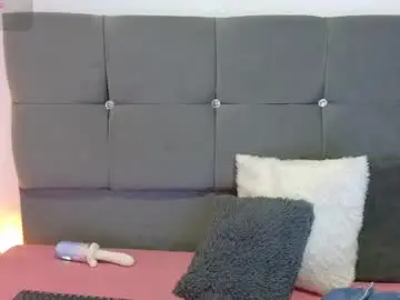 Chaturbate Free Live Porn of miamackleyn_