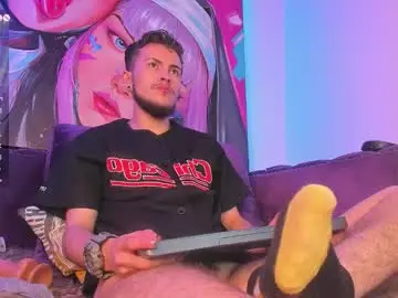 Chaturbate Nude Webcam of _hairybeard_