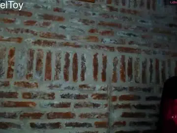 Chaturbate Live Sex Cam of carameltoy4