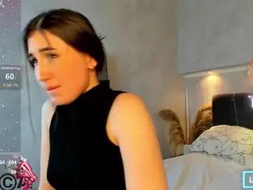 Chaturbate Live Porn of emily_lews