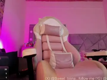 Chaturbate Best live sex cam show of sweet_tiiina