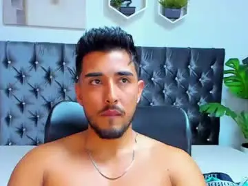 Chaturbate Live Sex Cam of alan_greek_1