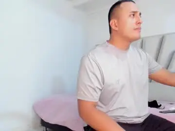 Chaturbate Sex Cam of couple_fantasies69