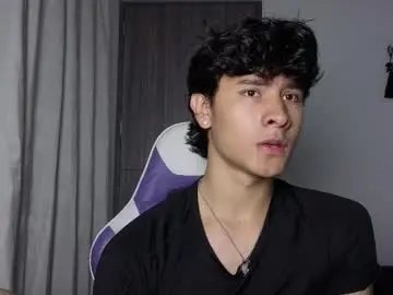 Chaturbate Live Porn of j_u_p_i_t_e_r