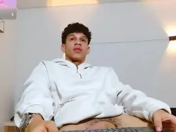 Chaturbate Nude Webcam of john_ssnow29