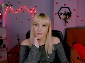 Chaturbate Watch Live Sex Cams of kira_kisses_