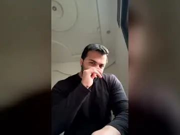 Chaturbate Adult Video Chat of belrevee