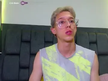 Chaturbate Live Porn of skinny_bigcock20