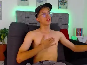 Chaturbate Live Porn of skinny_bigcock20