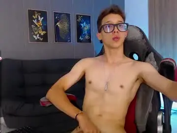 Chaturbate Free Live Porn of skinny_bigcock20