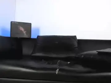 Chaturbate Watch Live Sex Cams of smith_luxes777